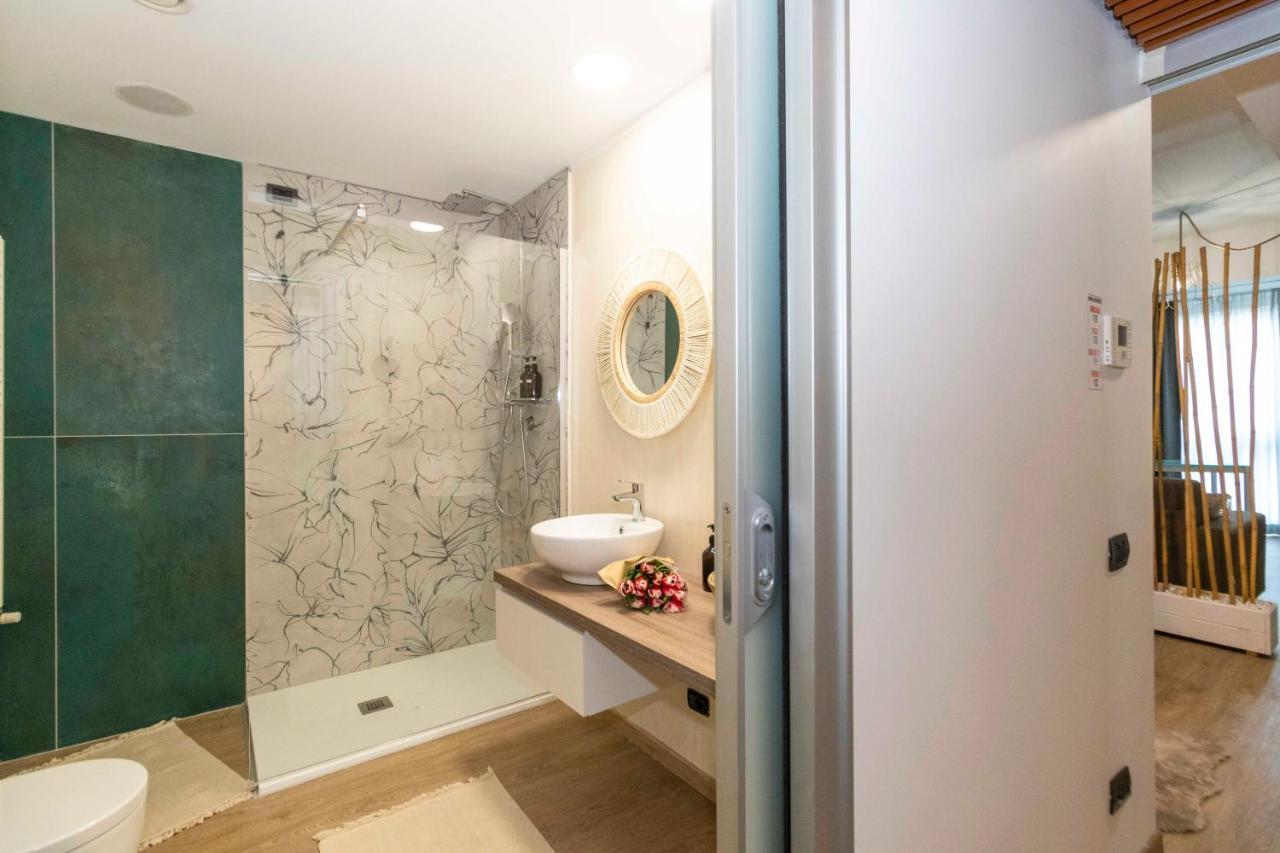 Enjoy Room- Appartamento Con Parcheggio Gratuito E Colazione Deliziosa ! Torino Eksteriør billede